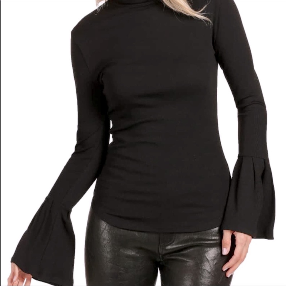 Paige black top EUC